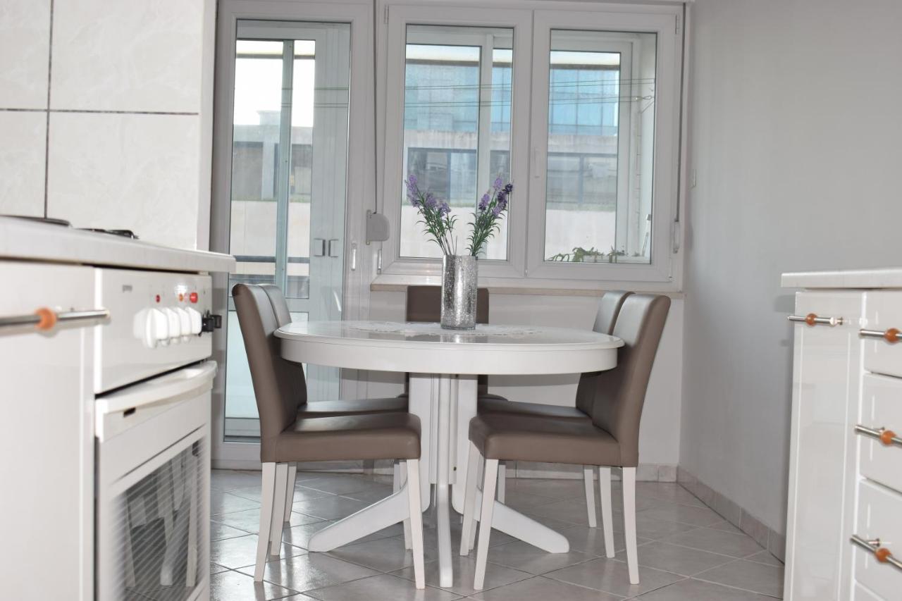 Apartment Dominis Σπλιτ Εξωτερικό φωτογραφία