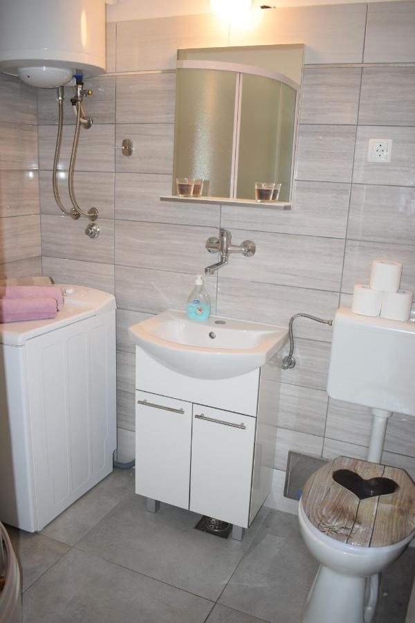 Apartment Dominis Σπλιτ Εξωτερικό φωτογραφία
